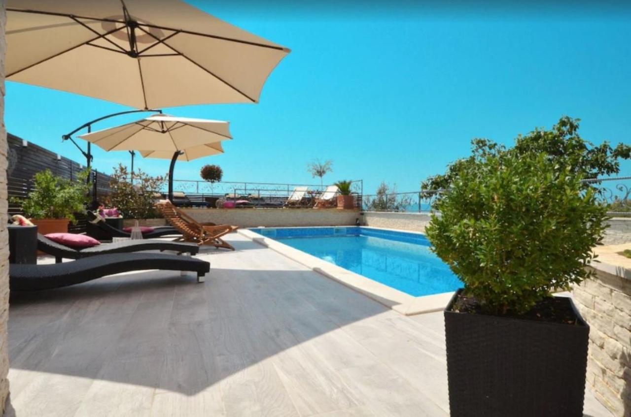 Apartments Villa Golden View Трогир Экстерьер фото