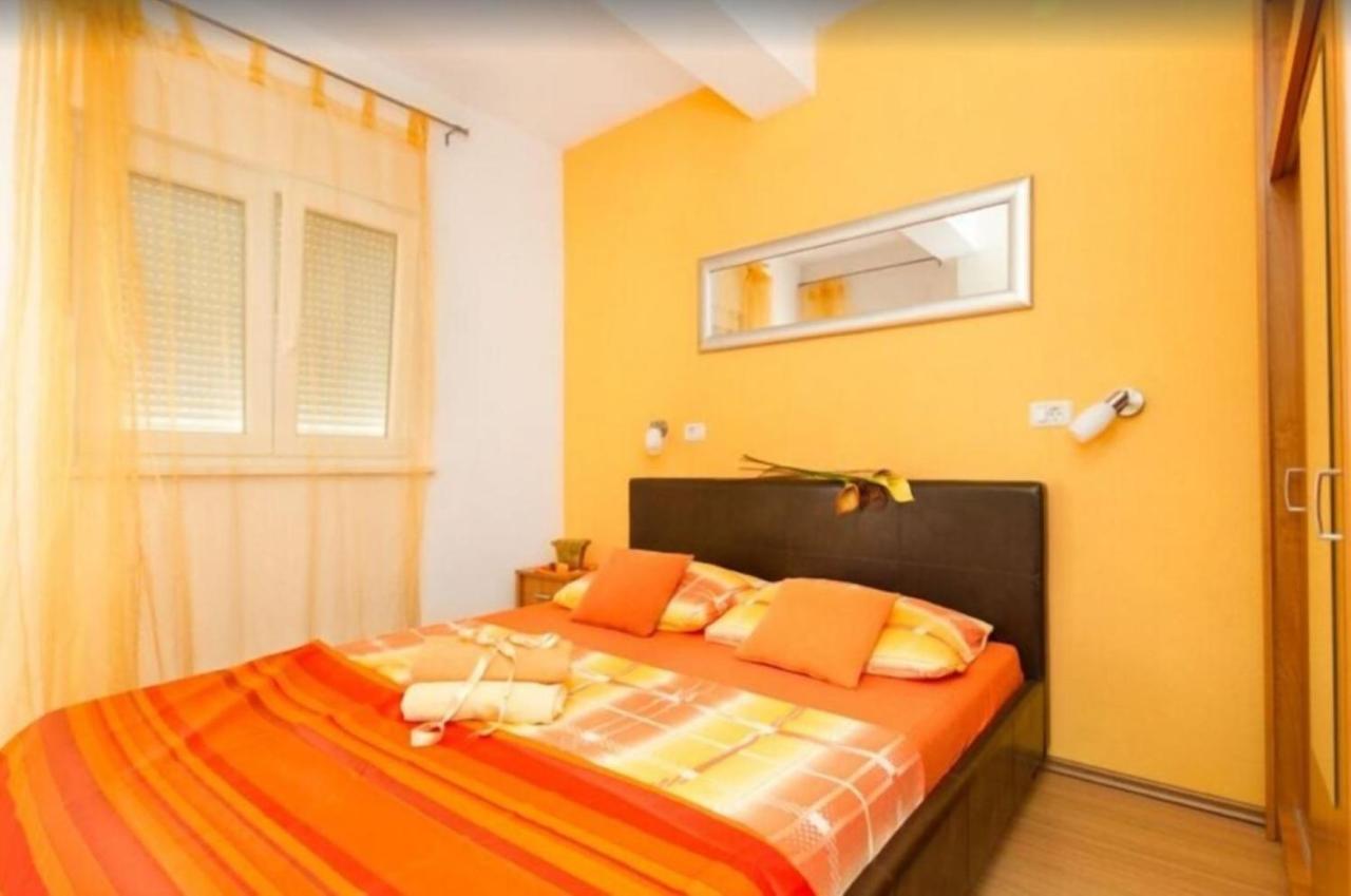 Apartments Villa Golden View Трогир Экстерьер фото